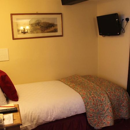 Bert'S Rooms At The Black Horse Inn 브릭하우스 외부 사진